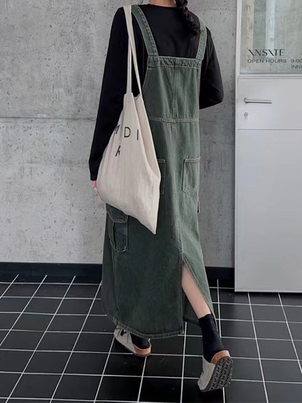 Latzkleid mit Cargotasche