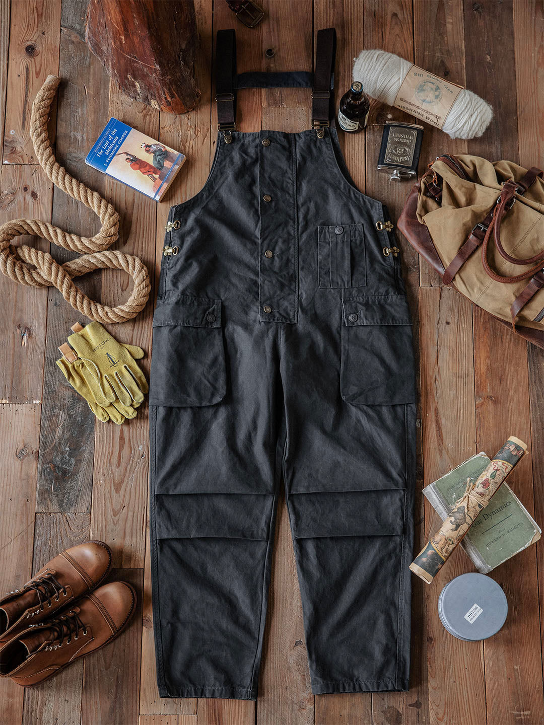Salopette en toile boutonnée pour homme