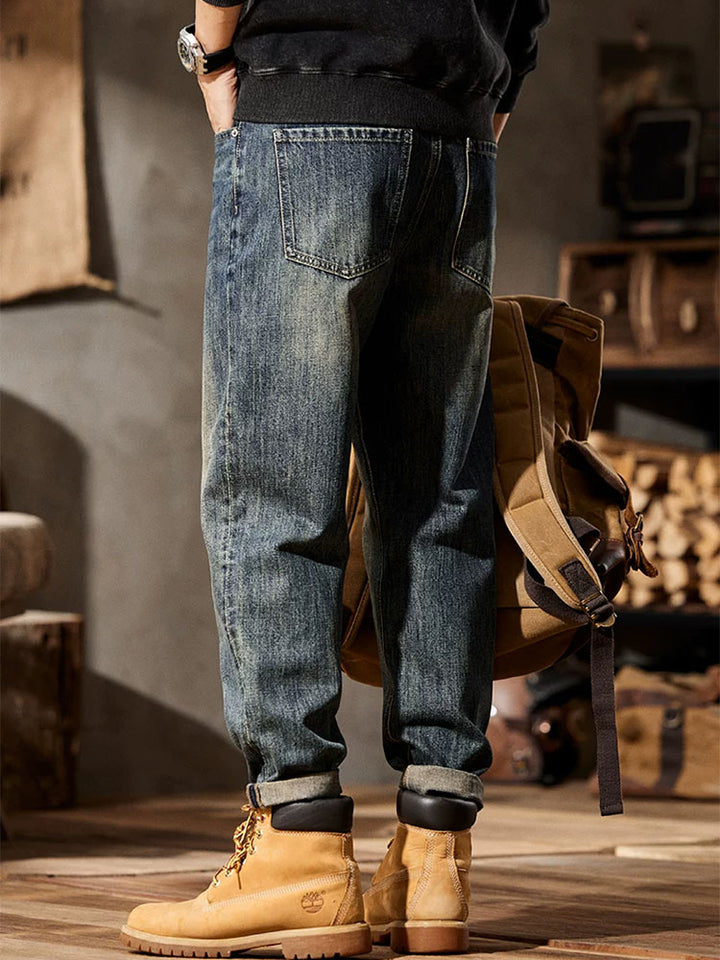 Jeans da uomo modello balloon fit con lavaggio retrò e design multi-tasche