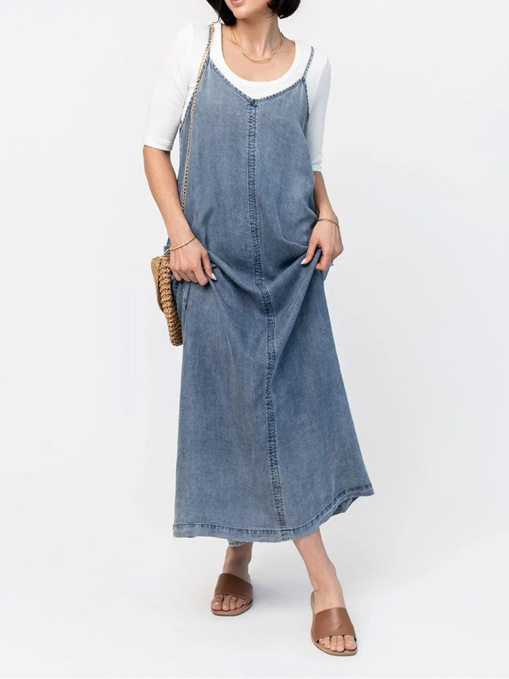 Maxikleid aus Denim mit Spaghettiträgern und V-Ausschnitt