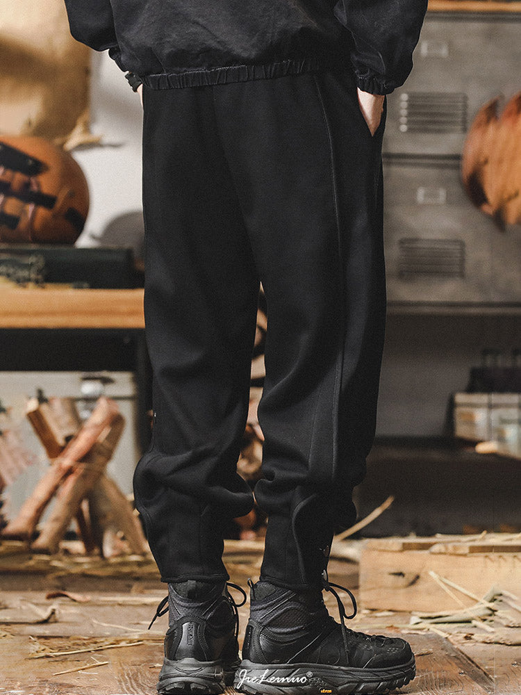 Pantalon de jogging pour homme avec détails boutonnés et taille confortable