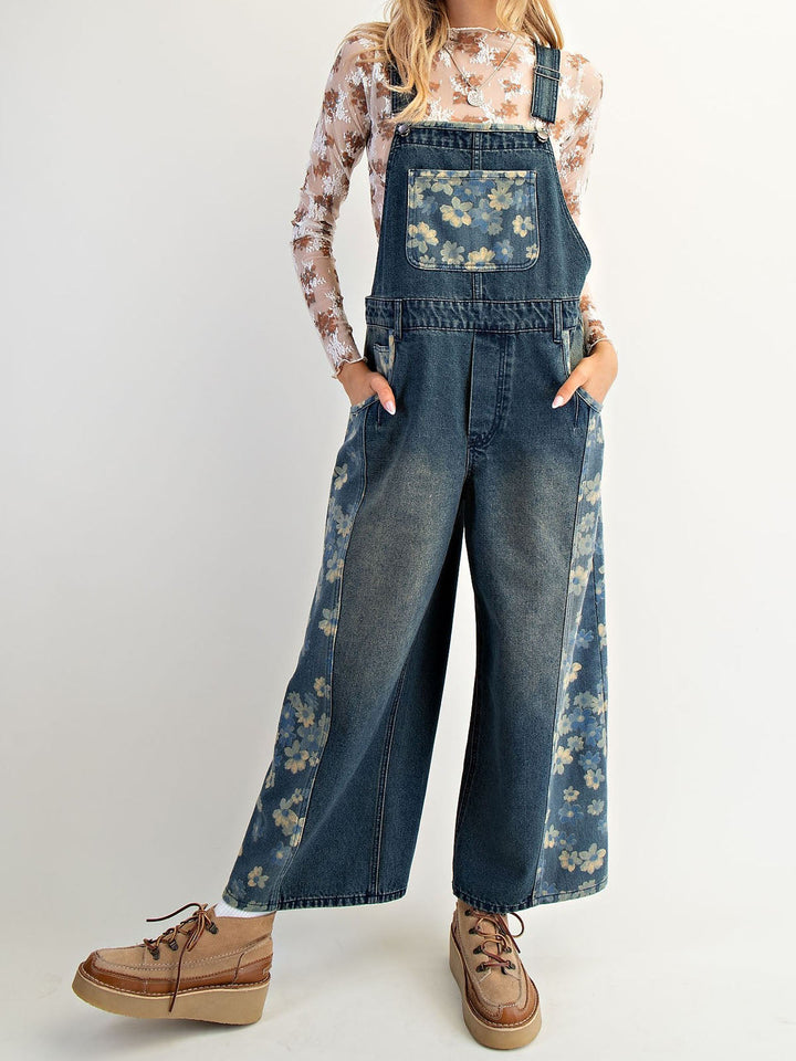 Peto vaquero con estampado floral