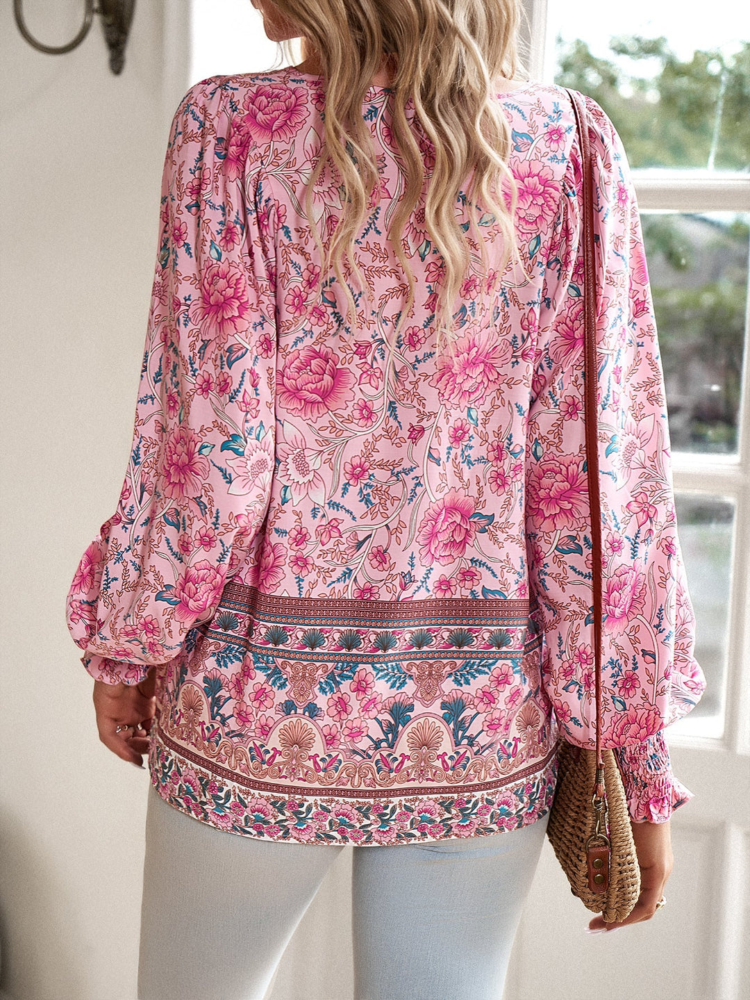 Blusa Boho con Estampado Floral y Cuello Anudado para Mujer