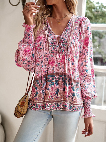 Damen-Bluse mit Boho-Blumenmuster und Schleifenkragen
