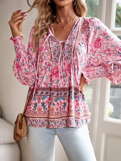 Damen-Bluse mit Boho-Blumenmuster und Schleifenkragen