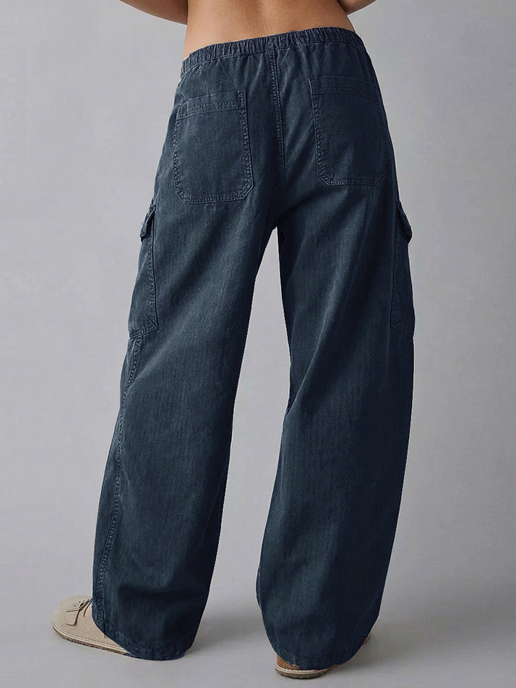 Pantaloni da donna a gamba larga e strutturata