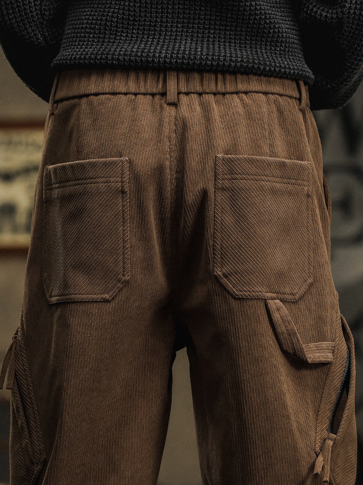 Lässige Herren-Cargohose aus Cord mit Zierriemen