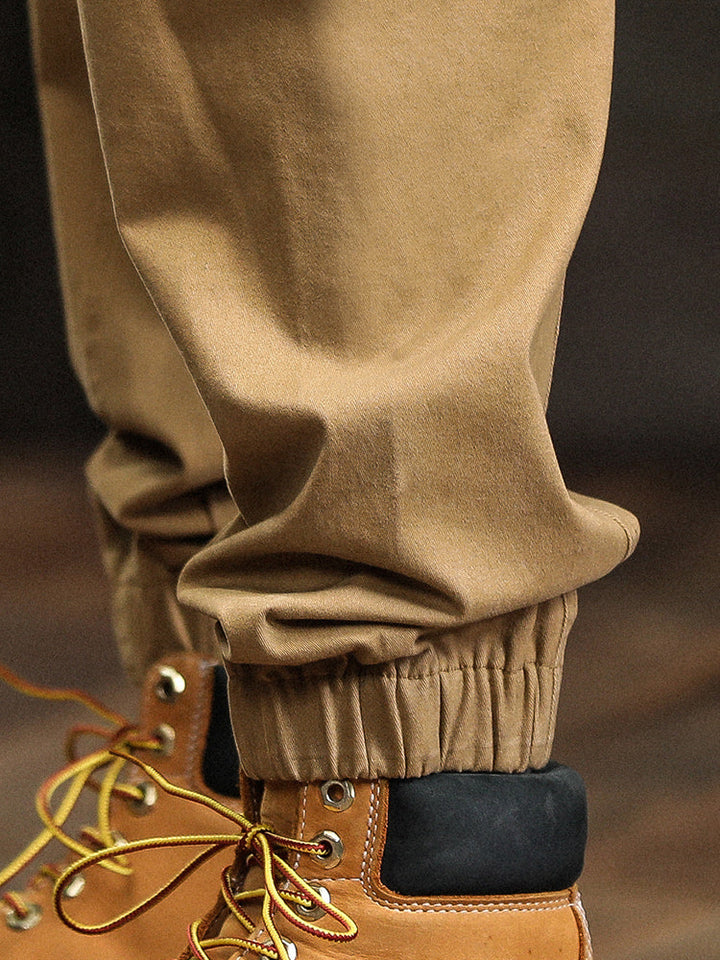 Pantalones cargo de hombre con cintura elástica y detalles de botones
