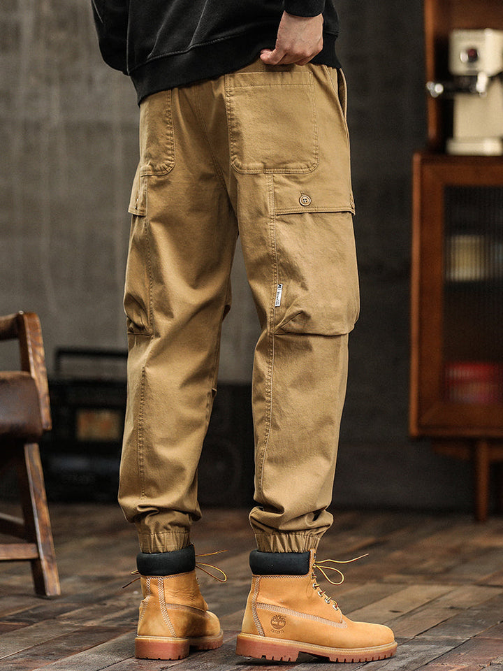 Pantalones cargo de hombre con cintura elástica y detalles de botones