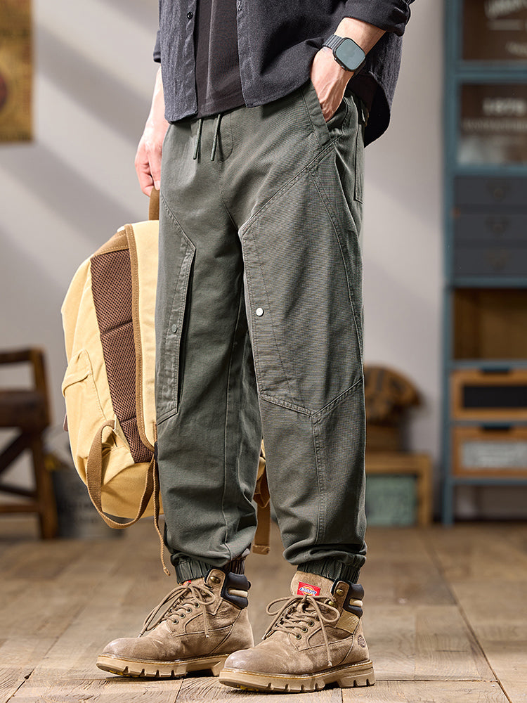 Pantaloni cargo da uomo a vestibilità comoda con multitasche