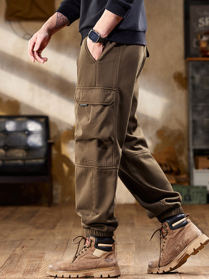 Pantaloni cargo da uomo in tessuto a spina di pesce con cinturino in vita