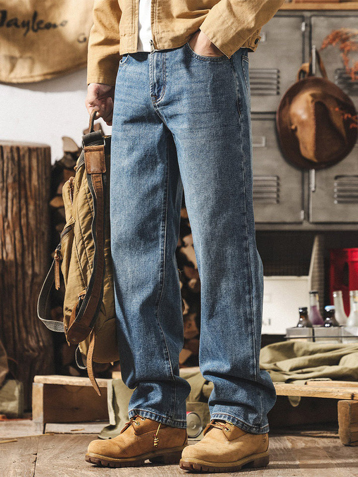 Herren-Jeans im Retro-Stil mit weitem Bein und authentischer Waschung